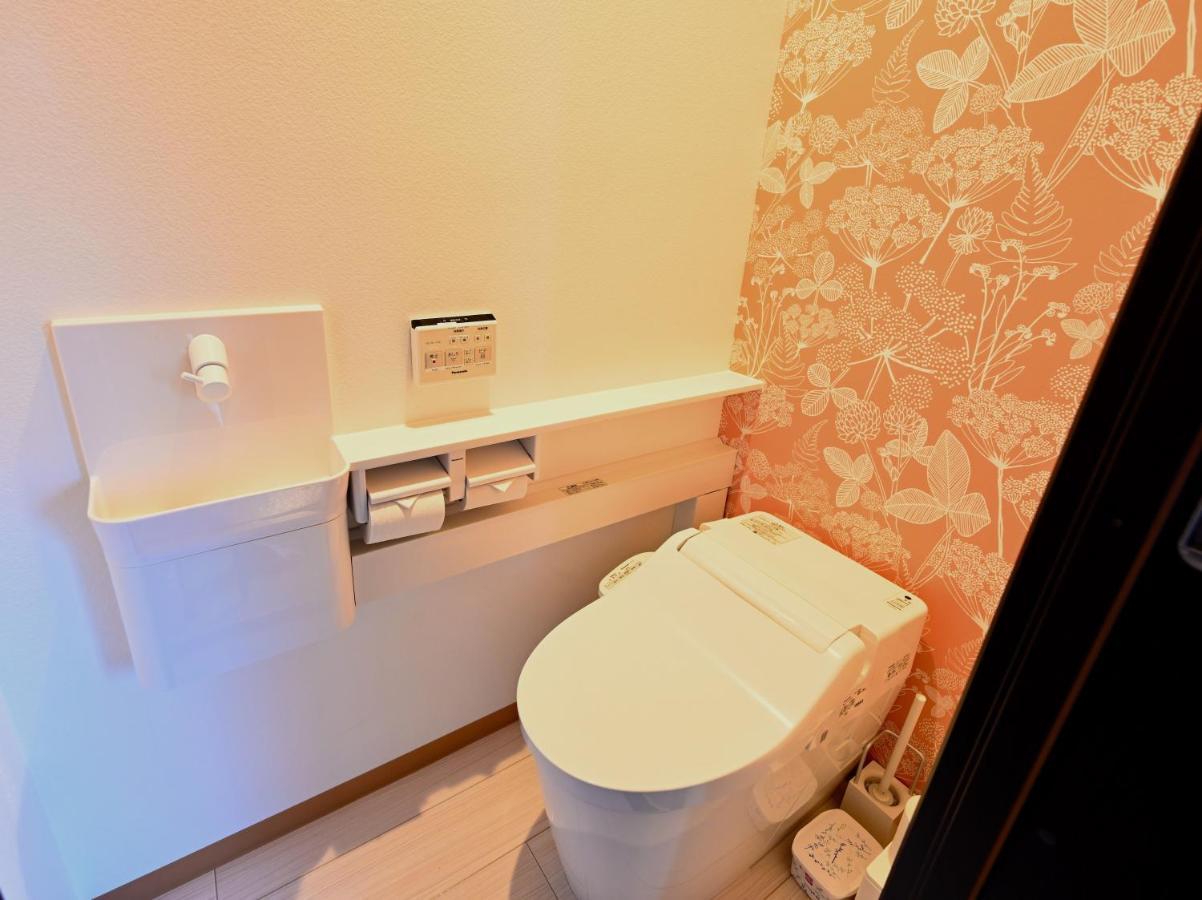 Manabi-Stay Takayama: Modern Kura Dining and Semi-Open-Air Bath in Traditional House Takayama  Exterior photo